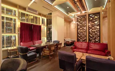 Image: Interior Design Cafe-Bar Snob Bar