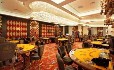 Image: Interior Design Casino Royal Plaza