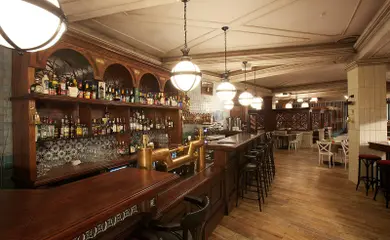 Image: Interior Design Beer Restaurant Vo Bla